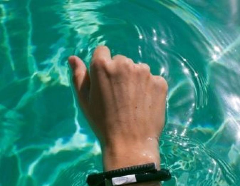 Спортивные часы для плавания в бассейне. Часы для плавания в море: обзор, характеристики, производители и отзывы